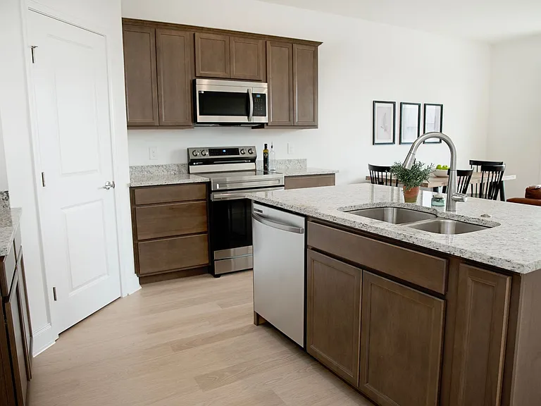 1608 Mountain Quail Cir #22 — Photo 8