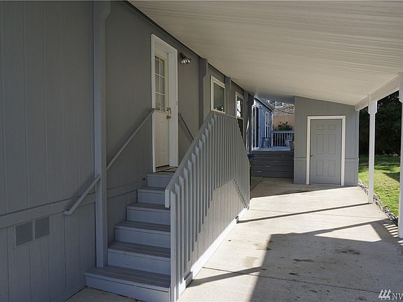 2nd image of 6488 NE Aquarius Ln