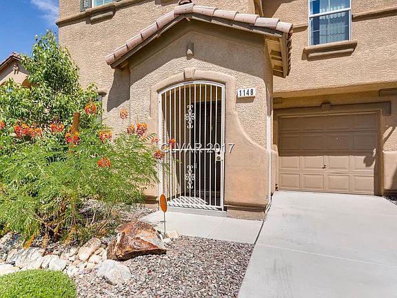 3rd image of 1148 Paradise Desert Ave