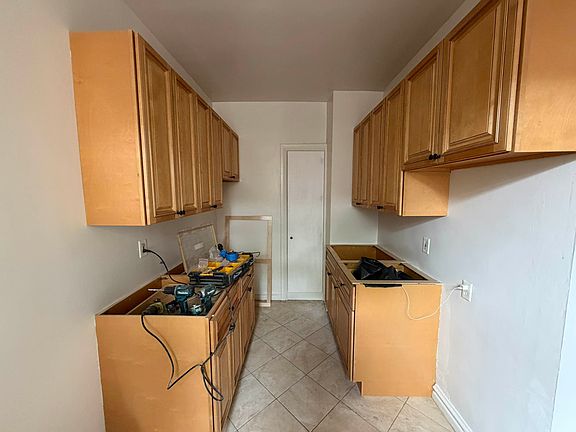 4th image of 40-39 48th St #B1
