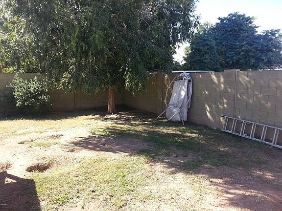2nd image of 1411 E 6th Ave
