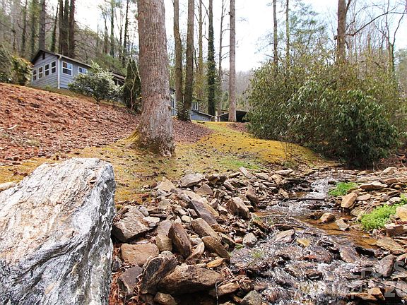 2nd image of 407 Turley Falls Rd