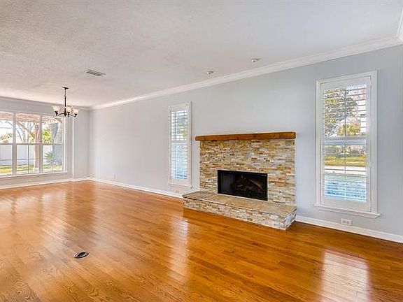 2nd image of 9256 Sea Oaks Ct