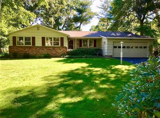 77 Sunset W, Fairport, NY 14450