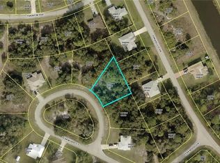 115 Teakwood Ct, Lehigh Acres, FL 33974