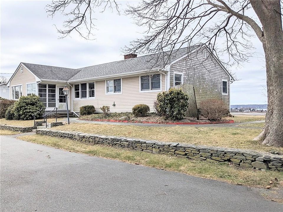3383 Main Rd Tiverton, RI, 02878 Apartments for Rent Zillow