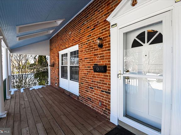 2nd image of 6514 Winnepeg Rd