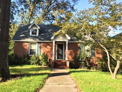 2nd image of 1719 Kensington Dr