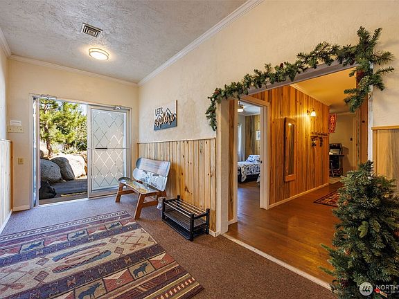 5th image of 9029 Icicle RD