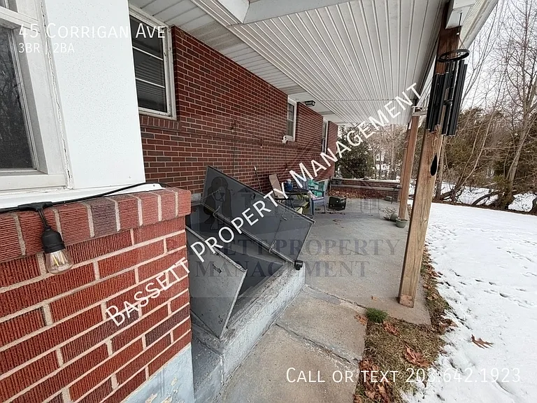 45 Corrigan Ave — Photo 39