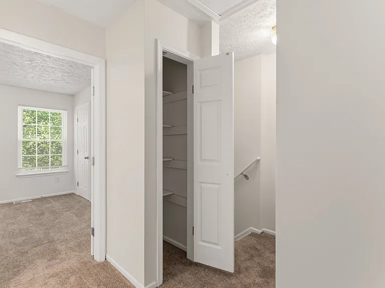 6319 Harris Heights Ave — Photo 10