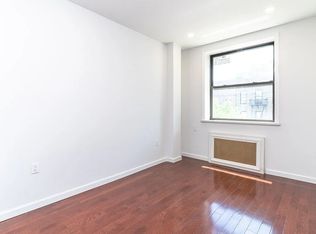 323 49th St #2A, Brooklyn, NY 11220