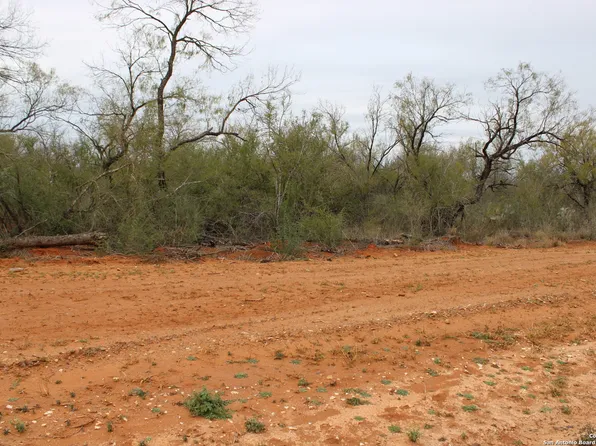 3415 County Road/Bennett Avenue LOT 13 14, Pearsall, TX 78061