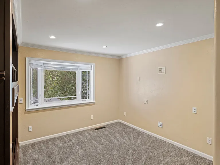 8 Shepherds Pl — Photo 15