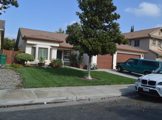 876 Neal Ct, Los Banos, CA 93635