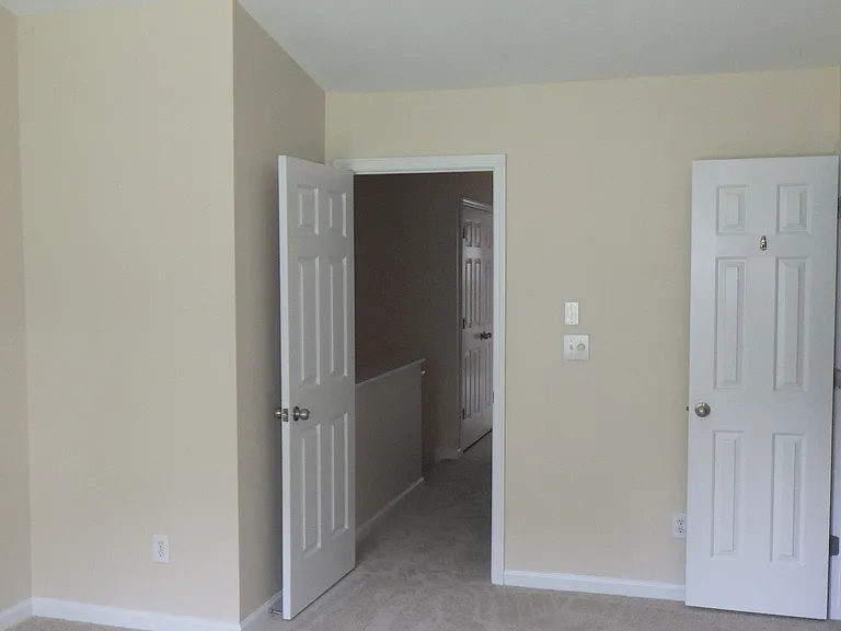381 Woodson Dr — Photo 16