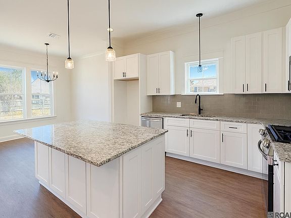 3rd image of 33978 Highlandia Dr