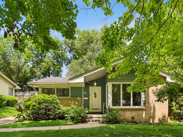 2829 Bennett Ave, Des Moines, IA 50310