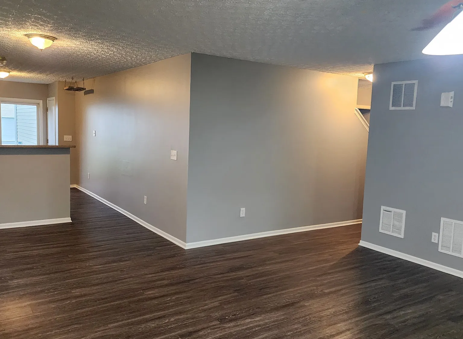 3 bed, 2.5 bath, 1486 sqft, $2,500 — Photo 3