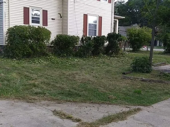 3108 E Lake Lansing Rd, East Lansing, MI 48823