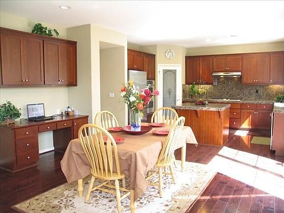 4th image of 32225 Condor Dr