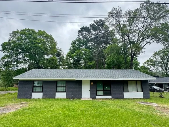 1018 Green Ave, Cleveland, TX 77327