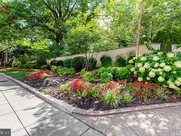 3100 Connecticut Ave NW #230 — Photo 32