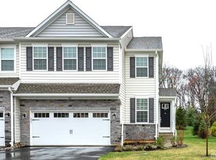 109 Charleston Dr, Monroe Township, NJ 08831