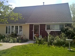 23 Canoe Birch Rd, Levittown, PA 19057