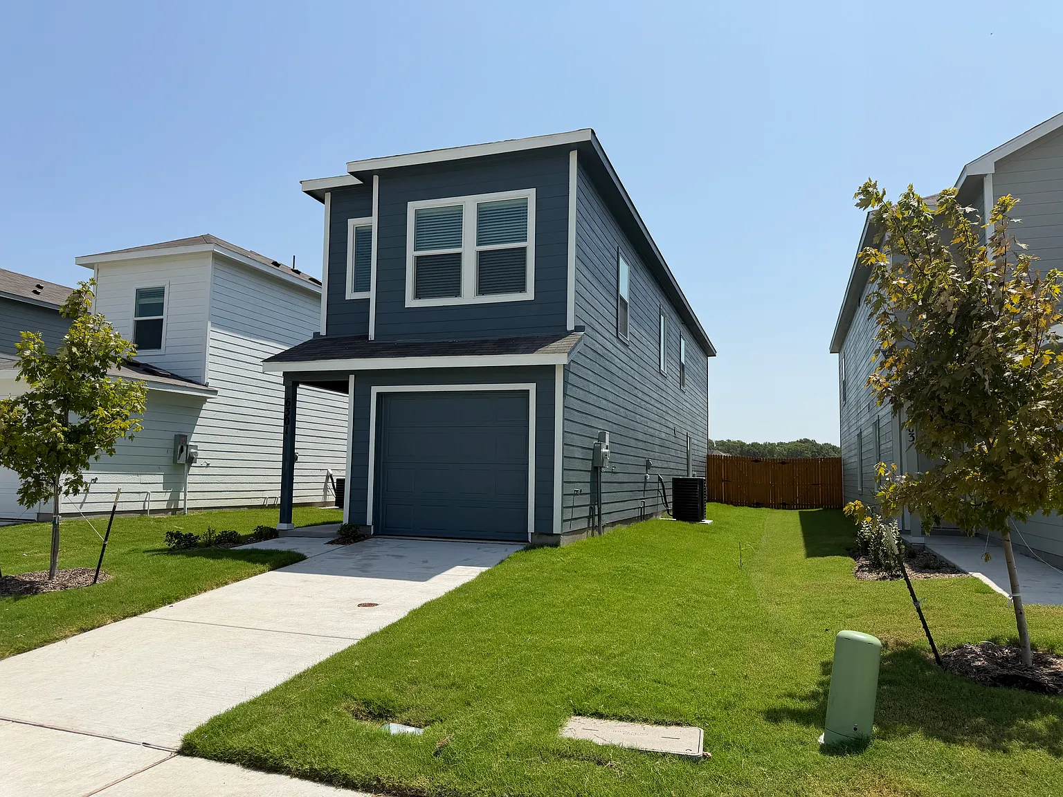 4 bed, 2.5 bath, 1535 sqft, $1,675 — Photo 2