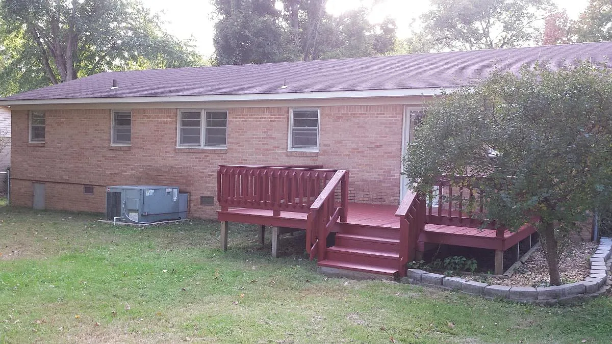 3 bed, 1260 sqft, $1,395 — Photo 2