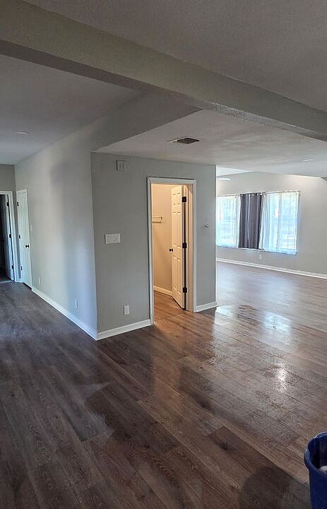 1st image of 806 21st