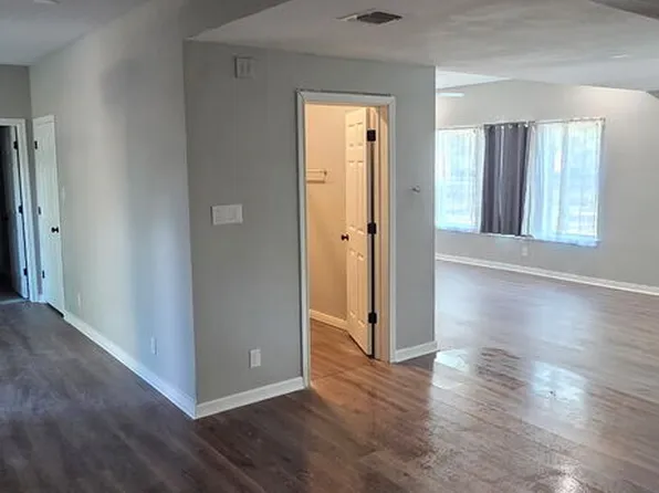 806 21st, Hondo, TX 78861