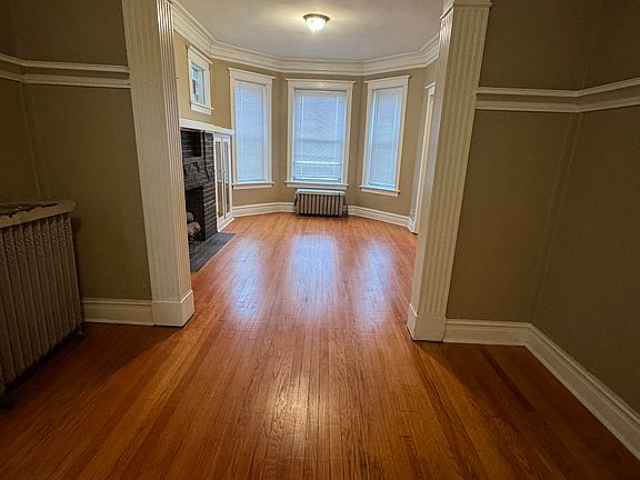 3rd image of 5531 S Wood St #2