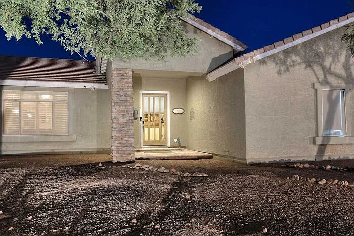 5 bed, 3.0 bath, 3465 sqft, $3,895 — Photo 4