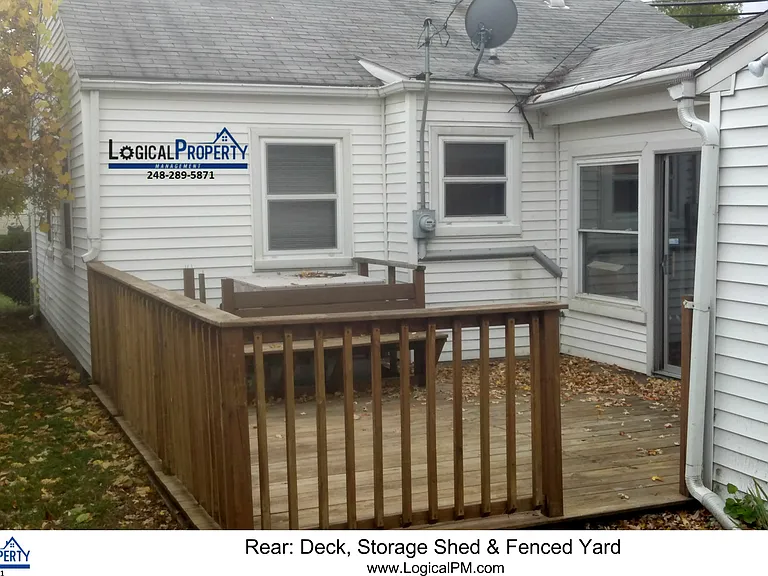 266 W Goulson Ave — Photo 2