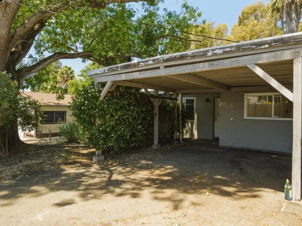 27 Goree Court, Martinez, CA 94553