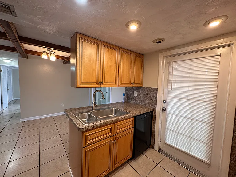 4220 Newbury Dr — Photo 2
