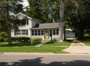 415 W Madison St, Belvidere, IL 61008