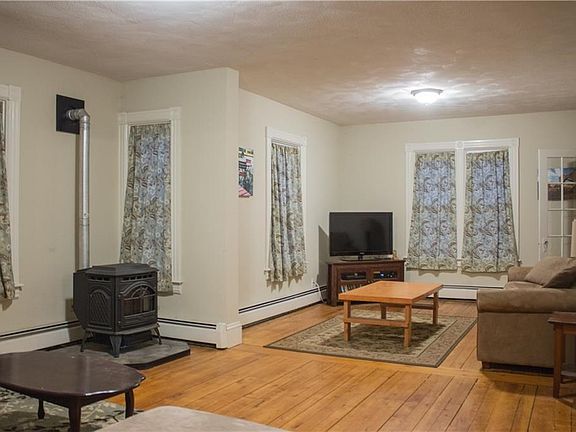 Double Living Room - Furnished