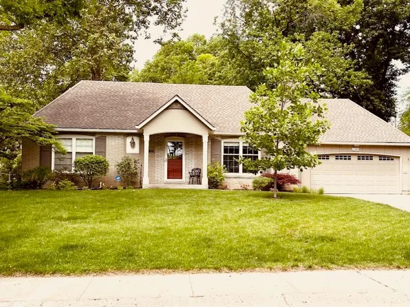 7308 High Dr, Prairie Village, KS 66208