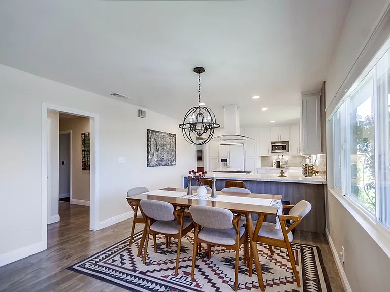 7832 Cinnabar Dr — Photo 35