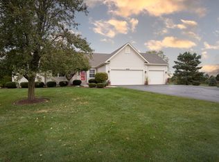 9209 Daniel Ln, Spring Grove, IL 60081