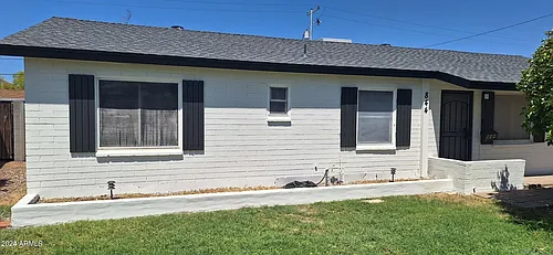 844 E Echo Ln Photo 1