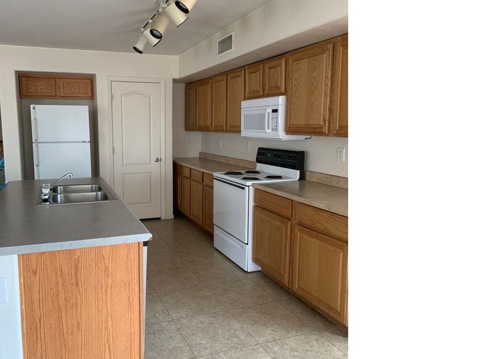 1st image of 1457 N Maria Ln