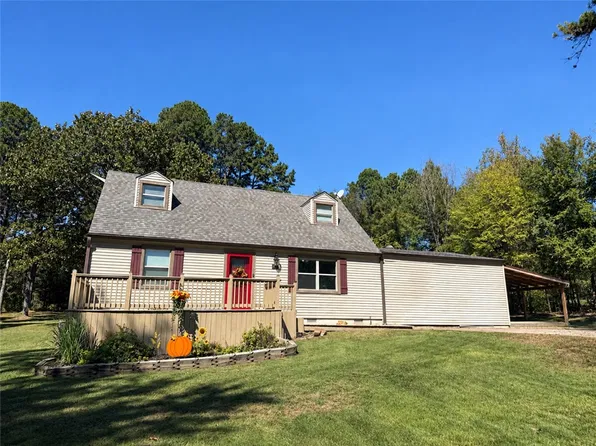 415 Wheeler Bend Rd, Russellville, AR 72802