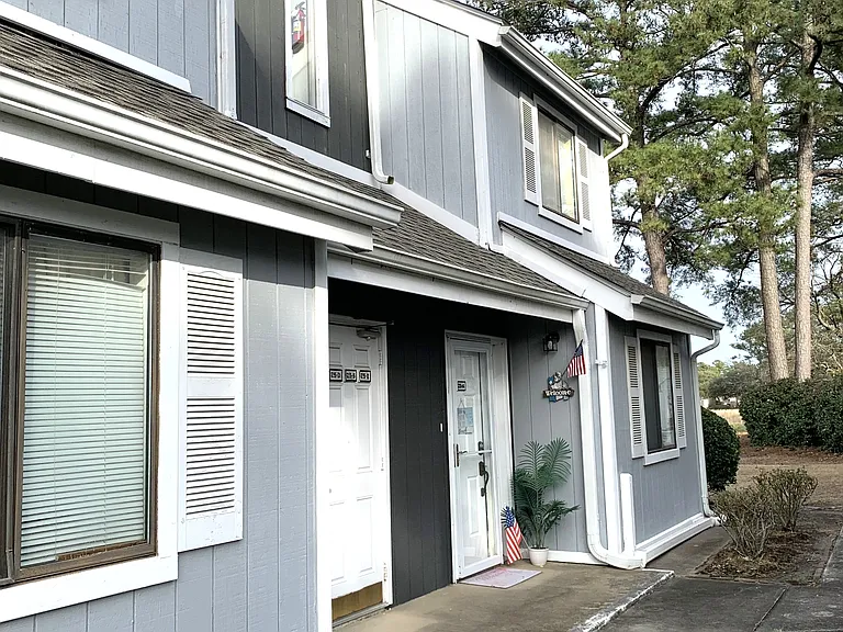 3700 Golf Colony Ln #25B — Photo 2