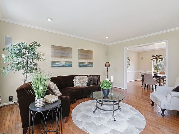 4th image of 21332 Cameron Hunt Pl