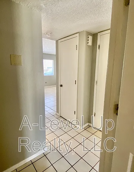 1501 N Riverview Blvd #1 — Photo 7