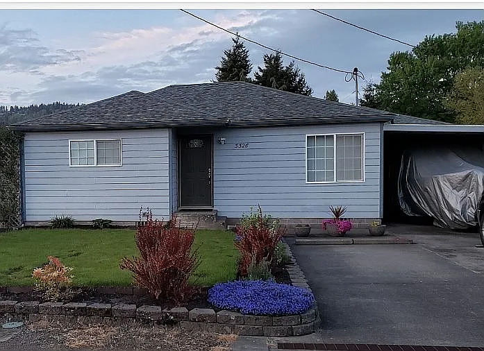 3326 Pine St photo 1